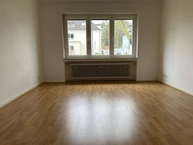 Wohnen am Rande des Kreuzviertels – 53 m² 1-Zimmerwohnung mit kleinem Balkon